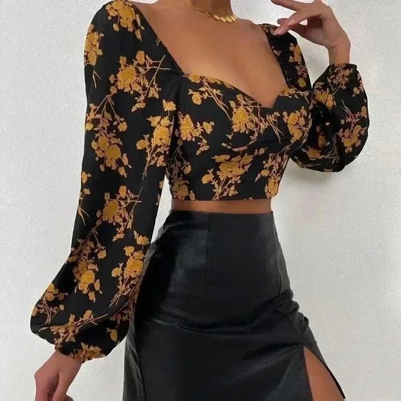 Multicolor Sexy Women's Floral Print Sweetheart Neck Lantern Sleeve Crop Blouse - Picture 4 of 5